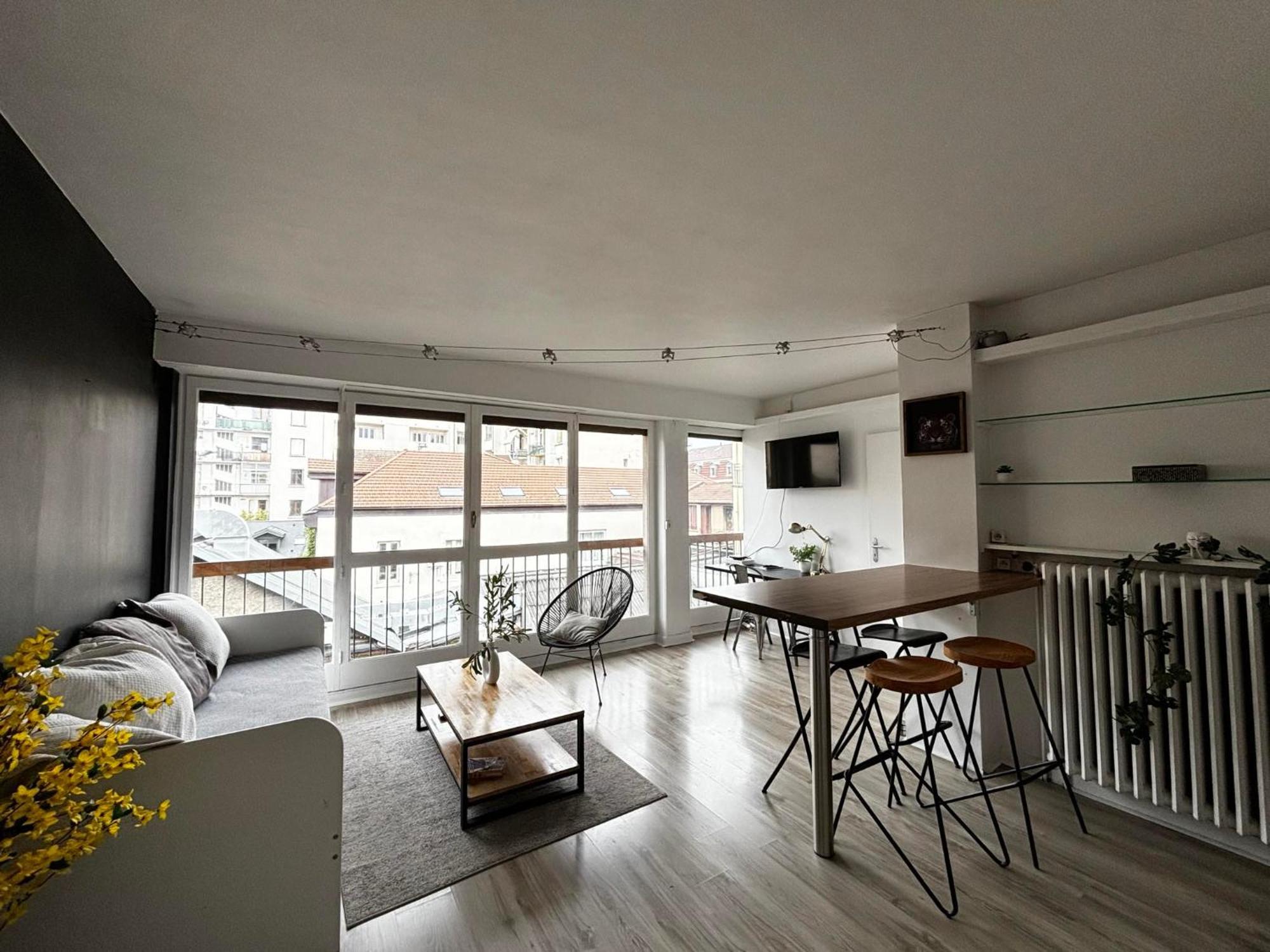 Appartement Hypercentre A 2 Min Du Lac Annecy Exteriör bild