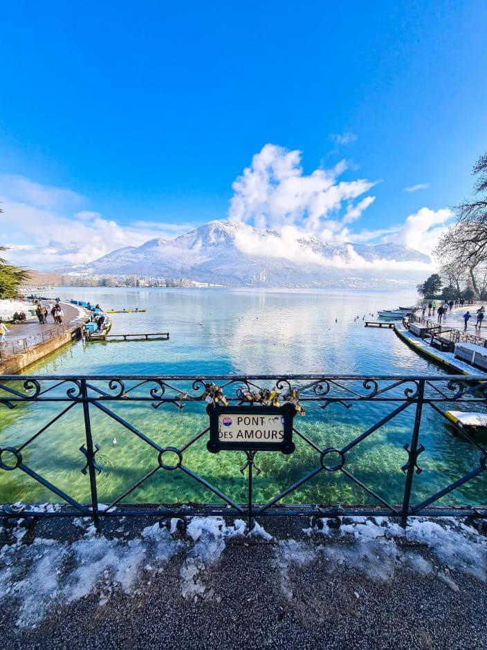 Appartement Hypercentre A 2 Min Du Lac Annecy Exteriör bild